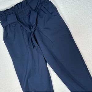 Freepance Size Medium‎ Women’s Paper Bag Pants Navy Blue Cropped Casual Outdoor